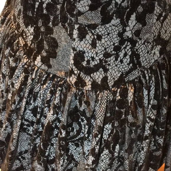 Betsey Johnson dress - Picture 6 of 9